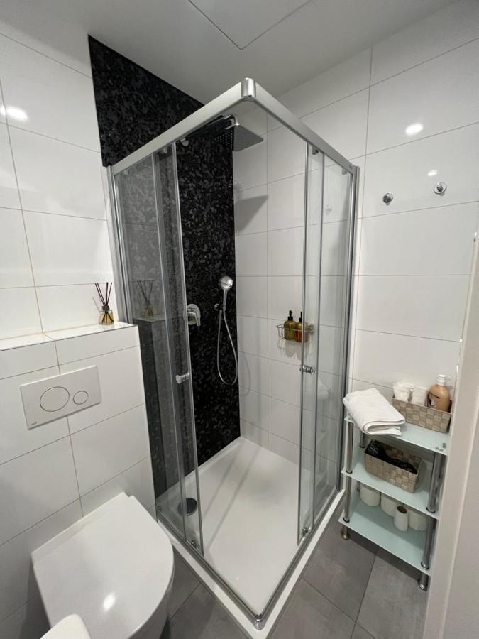 Angeloroma Deluxe Apartment Прага Экстерьер фото